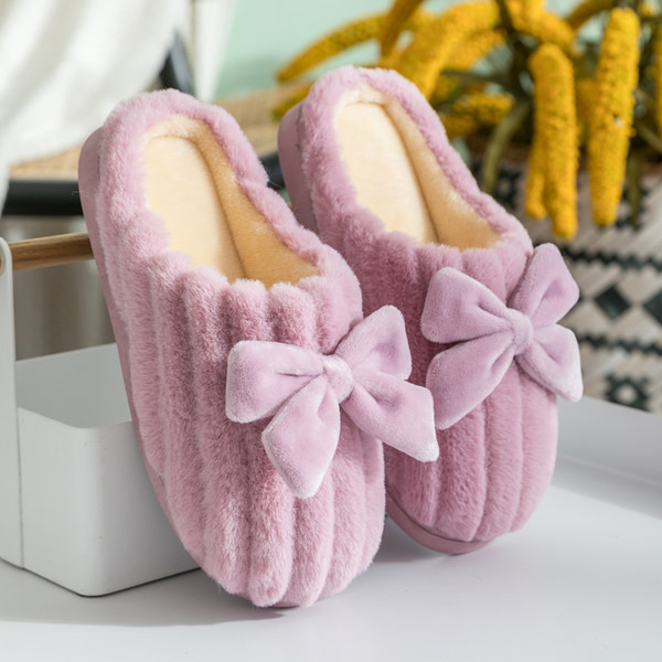 Дамски едноцветни пантофи с панделка