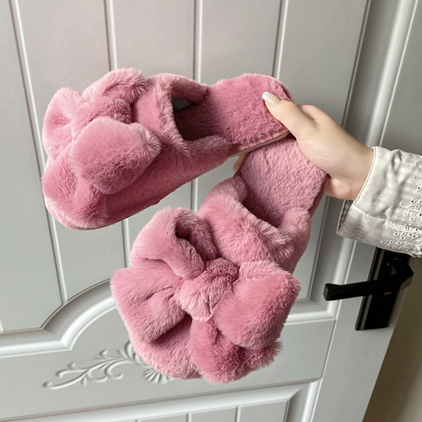 Дамски домашни чехли с панделка-плюшени