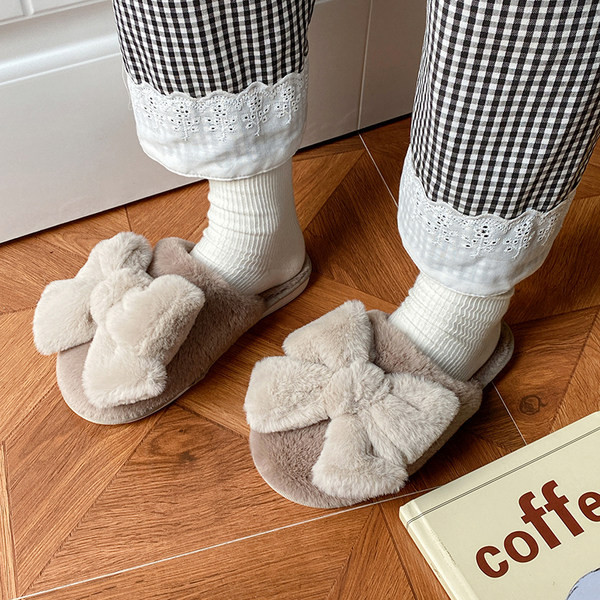 Дамски домашни чехли с панделка-плюшени