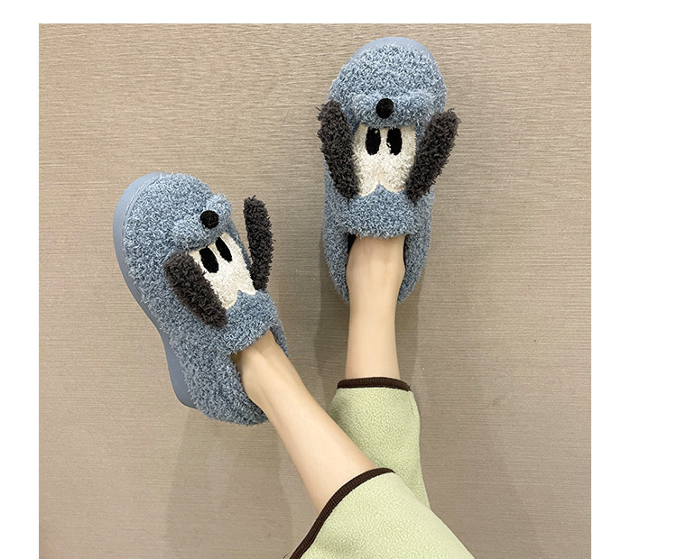 Пухени пантофи с бродерия и 3D декорация 