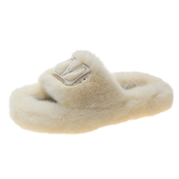 Ženske kućne papuče s metalnim elementom