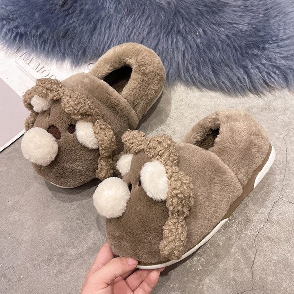 Дамски пухени пантофи с 3D декорация и бродерия 