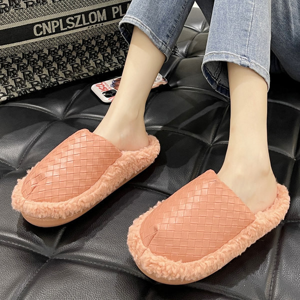 Domaće ženske puh papuče - čist model