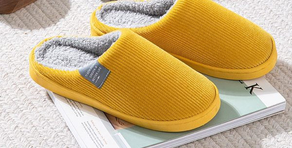 Дамски рипсени чехли с пухена подплата - жълт цвят