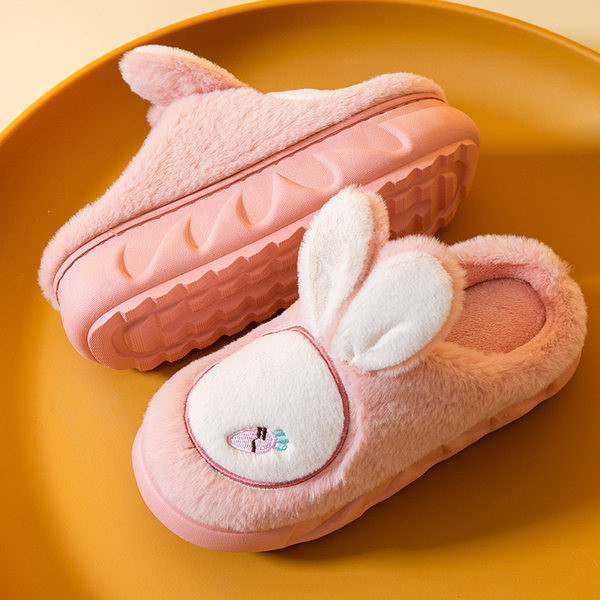 Дамски пухени домашни чехли с 3D елемент уши