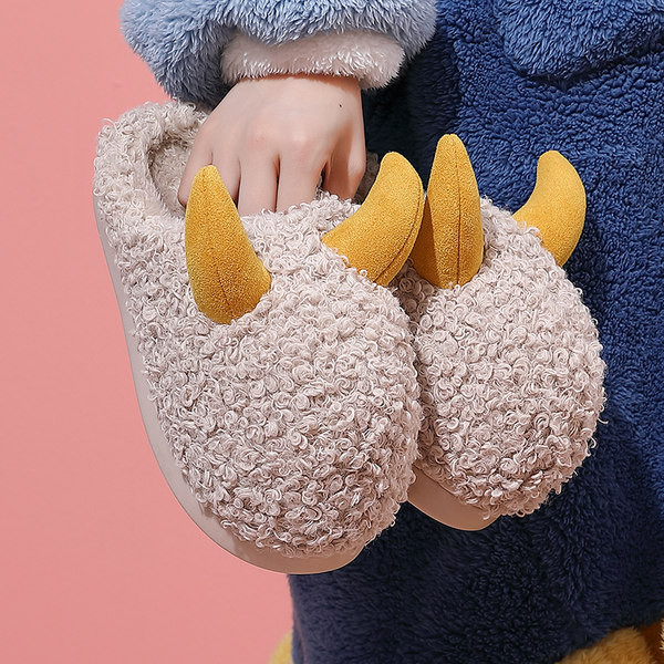 Domaće plišane papuče sa ravnim potplatom za žene