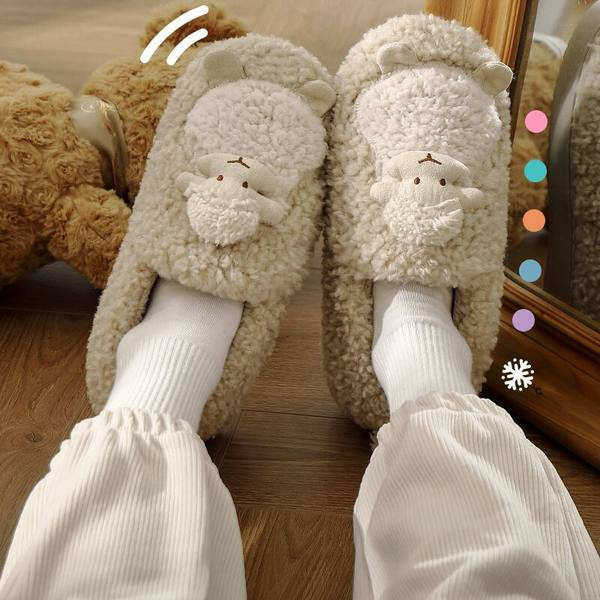 Ženske papuče sa aplikacijom - pliš