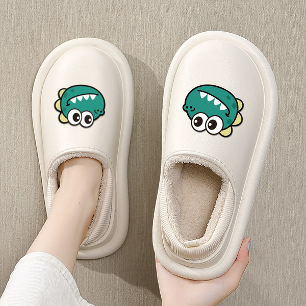 Ženske kućne papuče sa aplikacijom