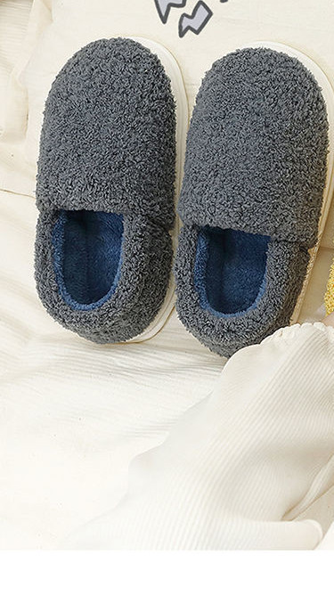 Domaće ženske pernate papuče