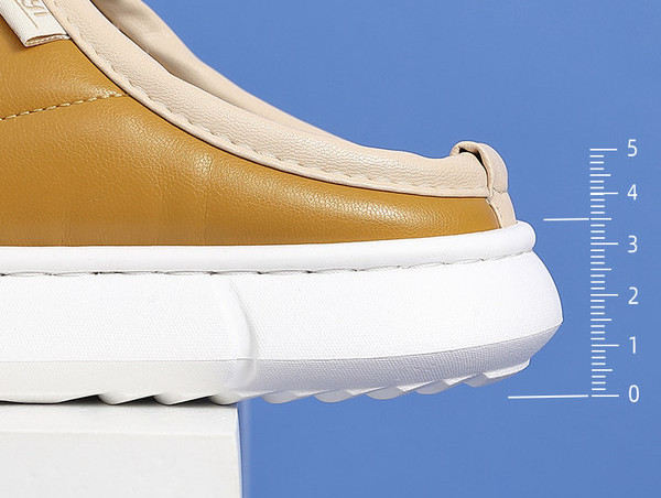 Ženske aktualne papuče od umjetne kože