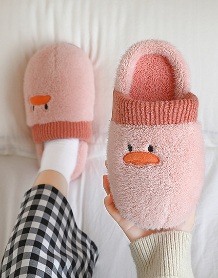 Ženske kućne perjanice s vezom