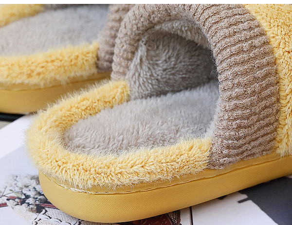 Ženske kućne perjanice s vezom