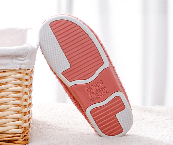 Puhe ženske papuče s vezom