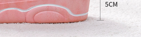 Moderne ženske papuče sa 3D elementima i potplatom visine 5 cm