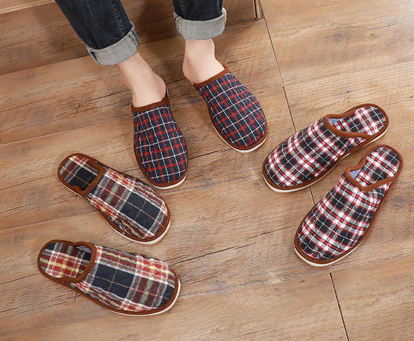 Novi model ženskih papuča sa ravnim potplatom