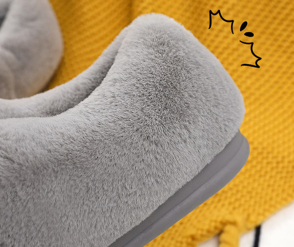 Ženske papuče s 3D elementima