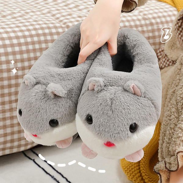 Ženske papuče s 3D elementima