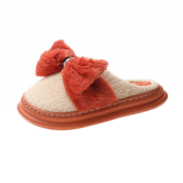 Дамски пухени домашни пантофи с панделка