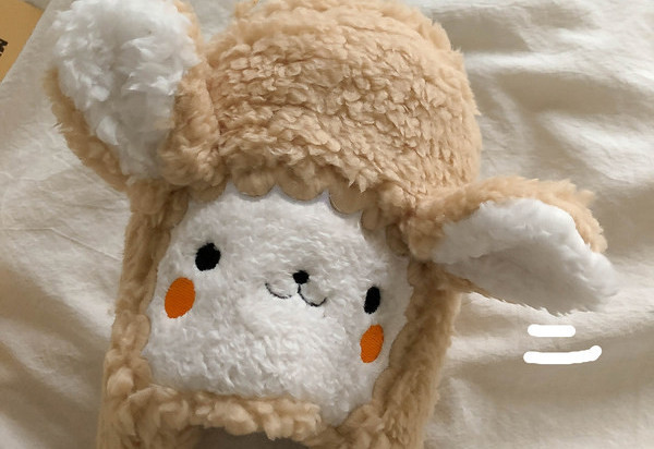 Ležerne ženske mekane papuče s 3D elementima u bež boji