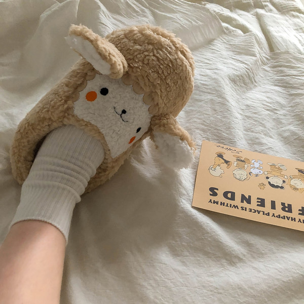 Ležerne ženske mekane papuče s 3D elementima u bež boji