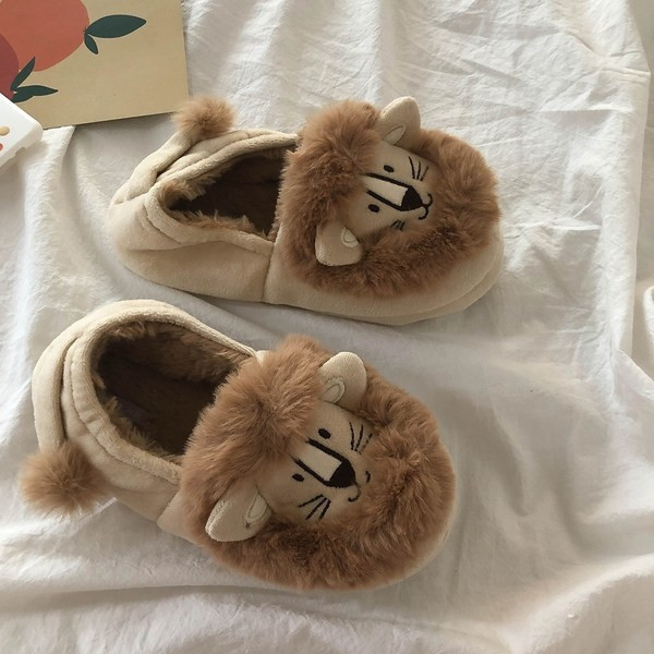 Дамски домашни пантофи с пух