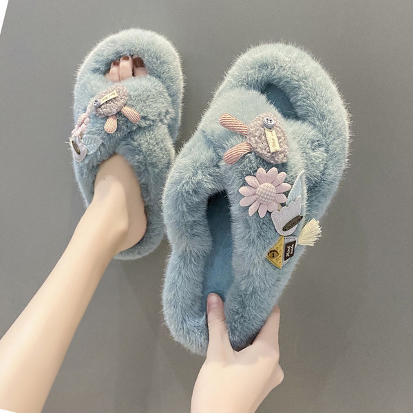 Домашни пухени чехли с  3D елемент