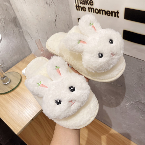 Домашни  пухени чехли с 3D елемент