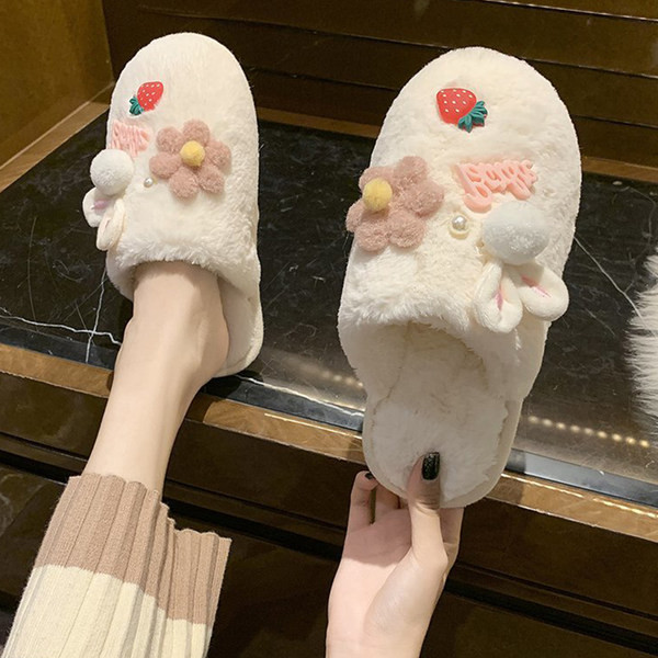 Домашни чехли с апликация  в няколко цвята