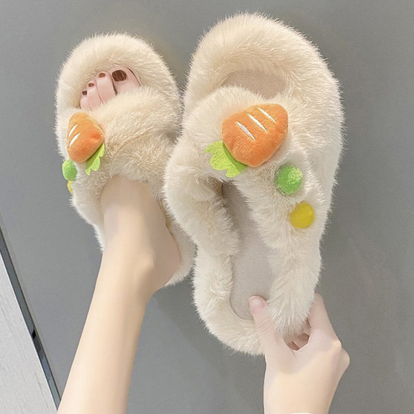 Ženske papuče s 3D elementom - tri boje