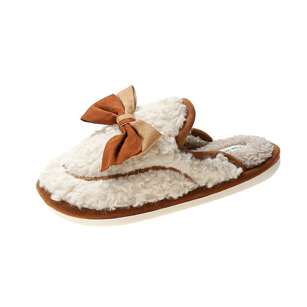 Пухени домашни чехли с панделка и равна подметка