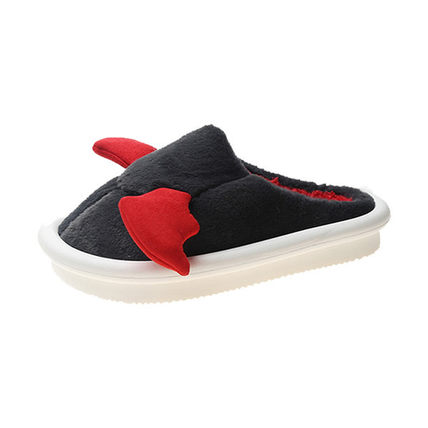 Нов модел домашни пантофи с 3D елемент