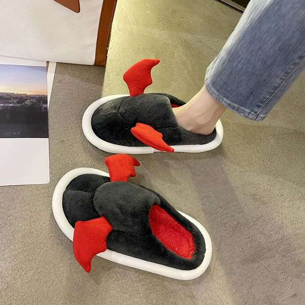 Нов модел домашни пантофи с 3D елемент