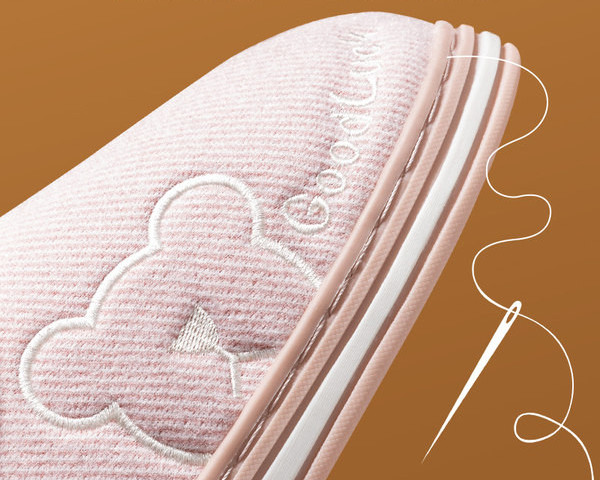 Меки дамски пантофи с бродерия и пух