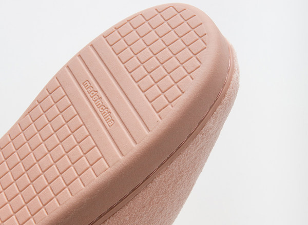 Пухени дамски пантофи с топла подплата