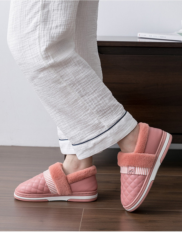 Papuci de casă pentru femei cu căptușeală din puf