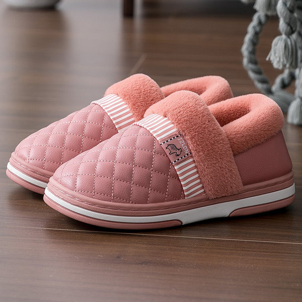 Papuci de casă pentru femei cu căptușeală din puf