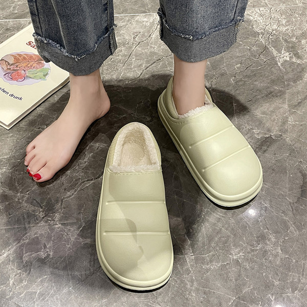 Нов модел зимни пантофи от еко кожа с топла подплата