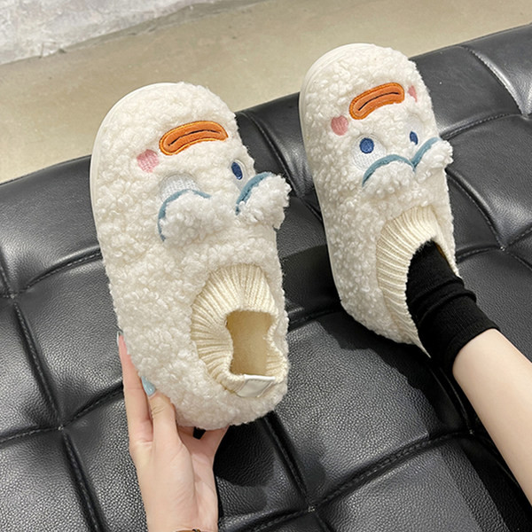 Дамски домашни пантофи с апликация - няколко цвята