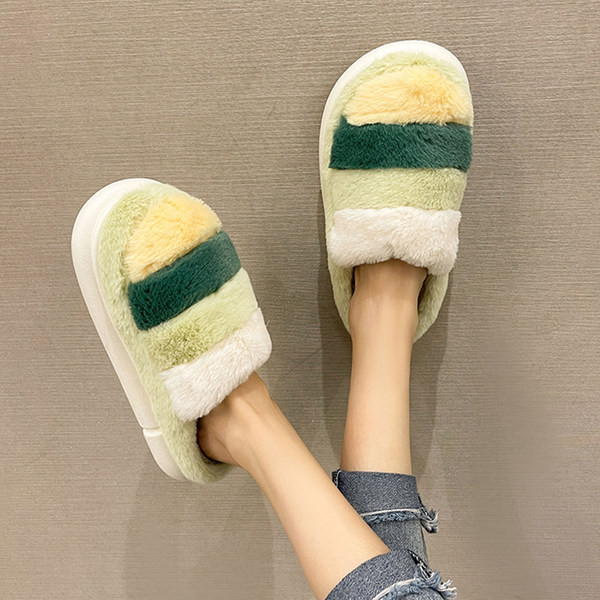 Дамски домашни цветни чехли с равна подметка 