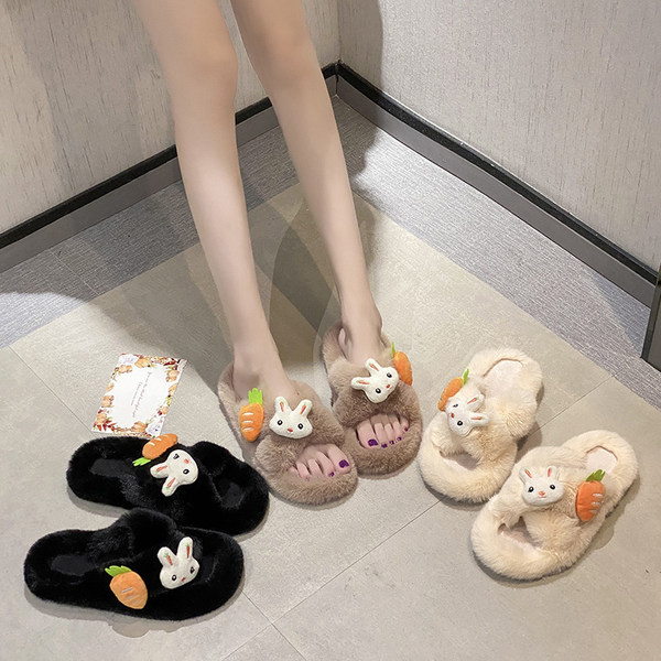 Papuci de casă deschisi pentru femei cu aplicație de iepure