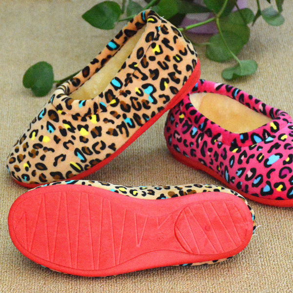 Papuci dama - mai multe modele