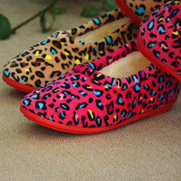 Papuci dama - mai multe modele