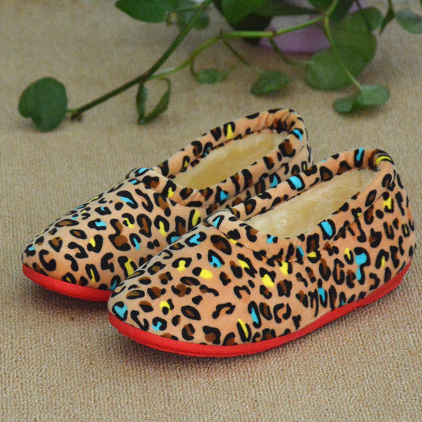 Papuci dama - mai multe modele