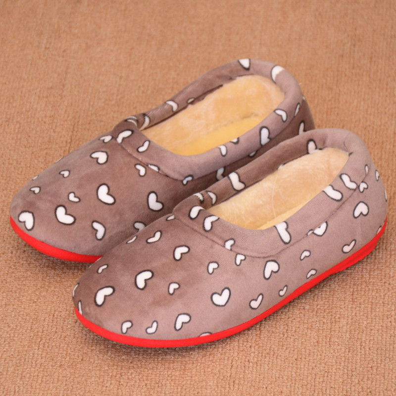 Papuci dama - mai multe modele