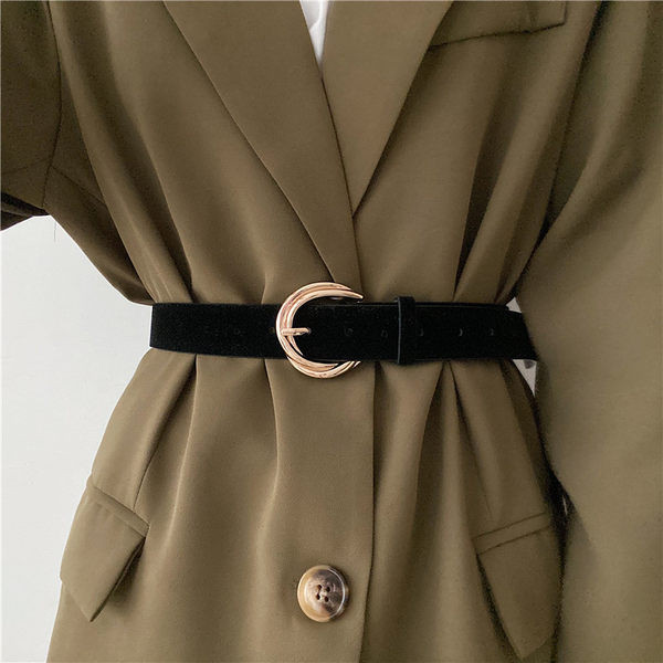 Curea de dama din piele model nou cu catarama