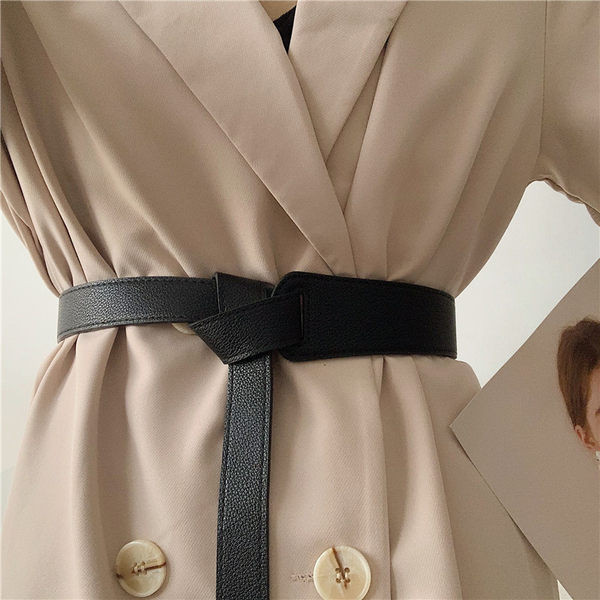 Cureaua de dama din piele model nou negru si maro