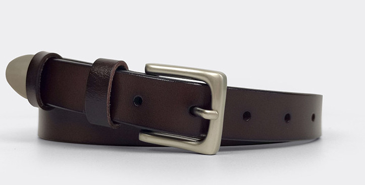 Bőr öv nőknek fém csattal