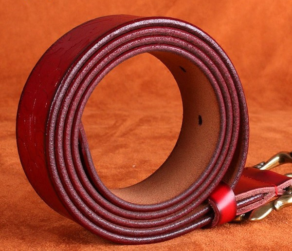 Női bőr öv fém csattal - többféle színben