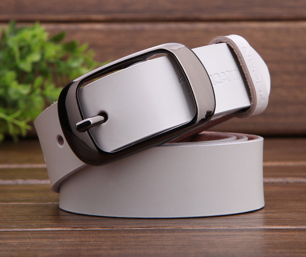 Kožni remen u različitim bojama