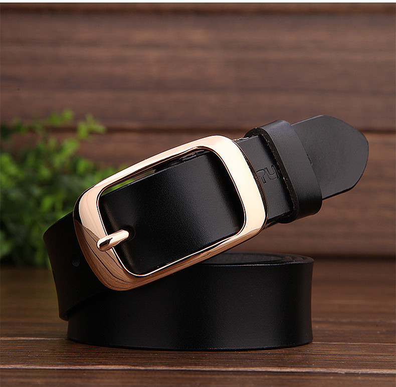 Kožni remen u različitim bojama